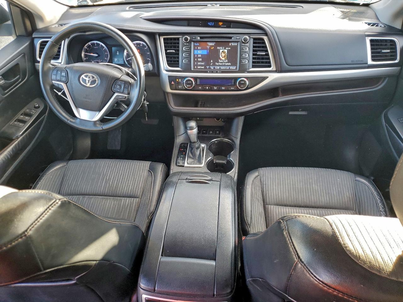 Toyota Highlander Le Image 13