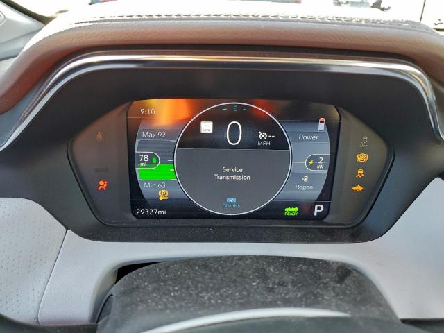 Chevrolet Bolt Premier Image 3