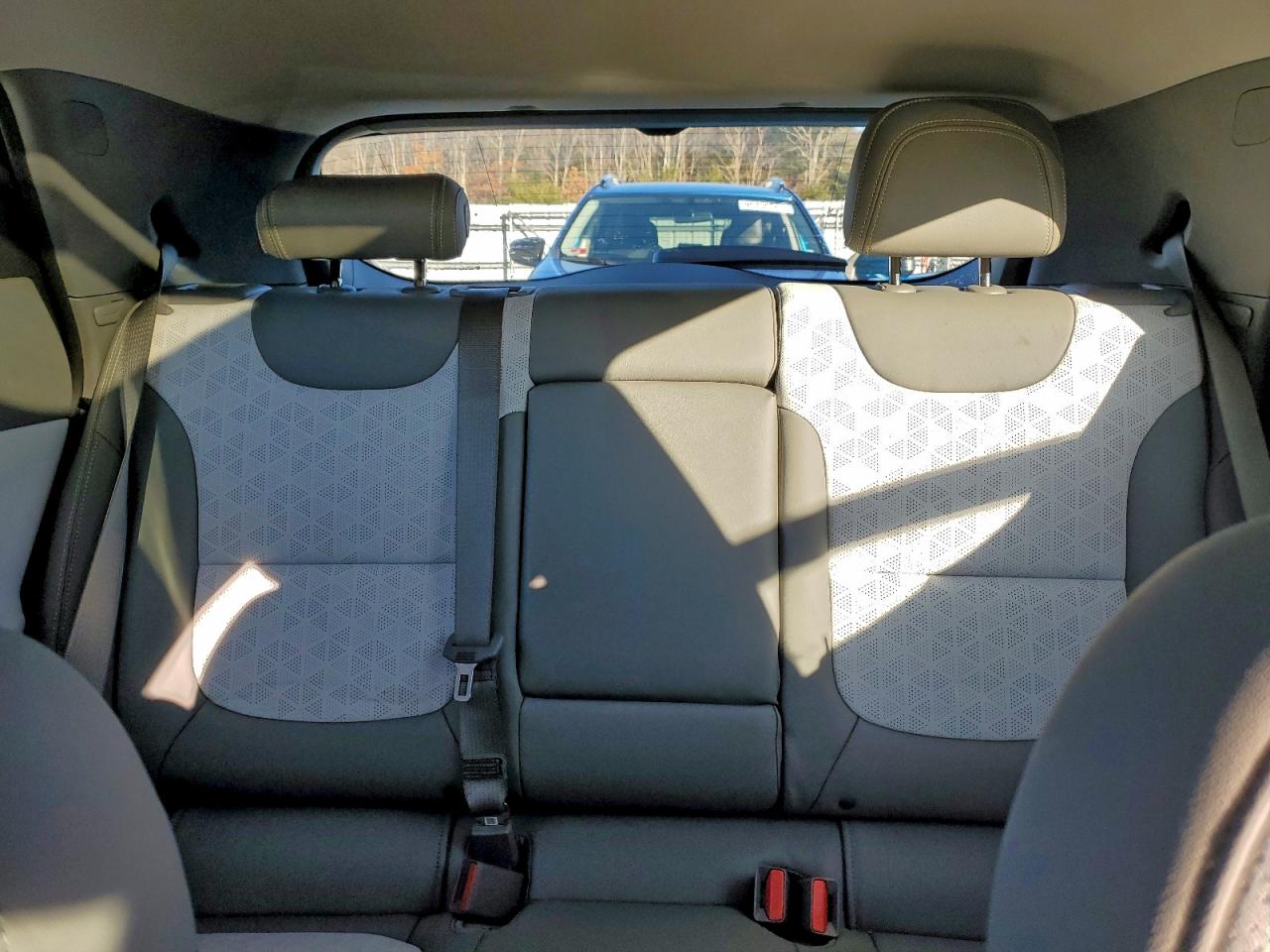 Chevrolet Bolt Premier Image 10