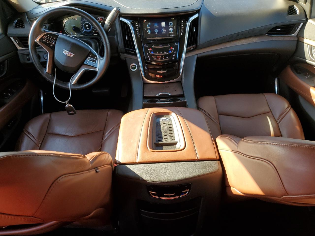 Cadillac Escalade Premium Image 4
