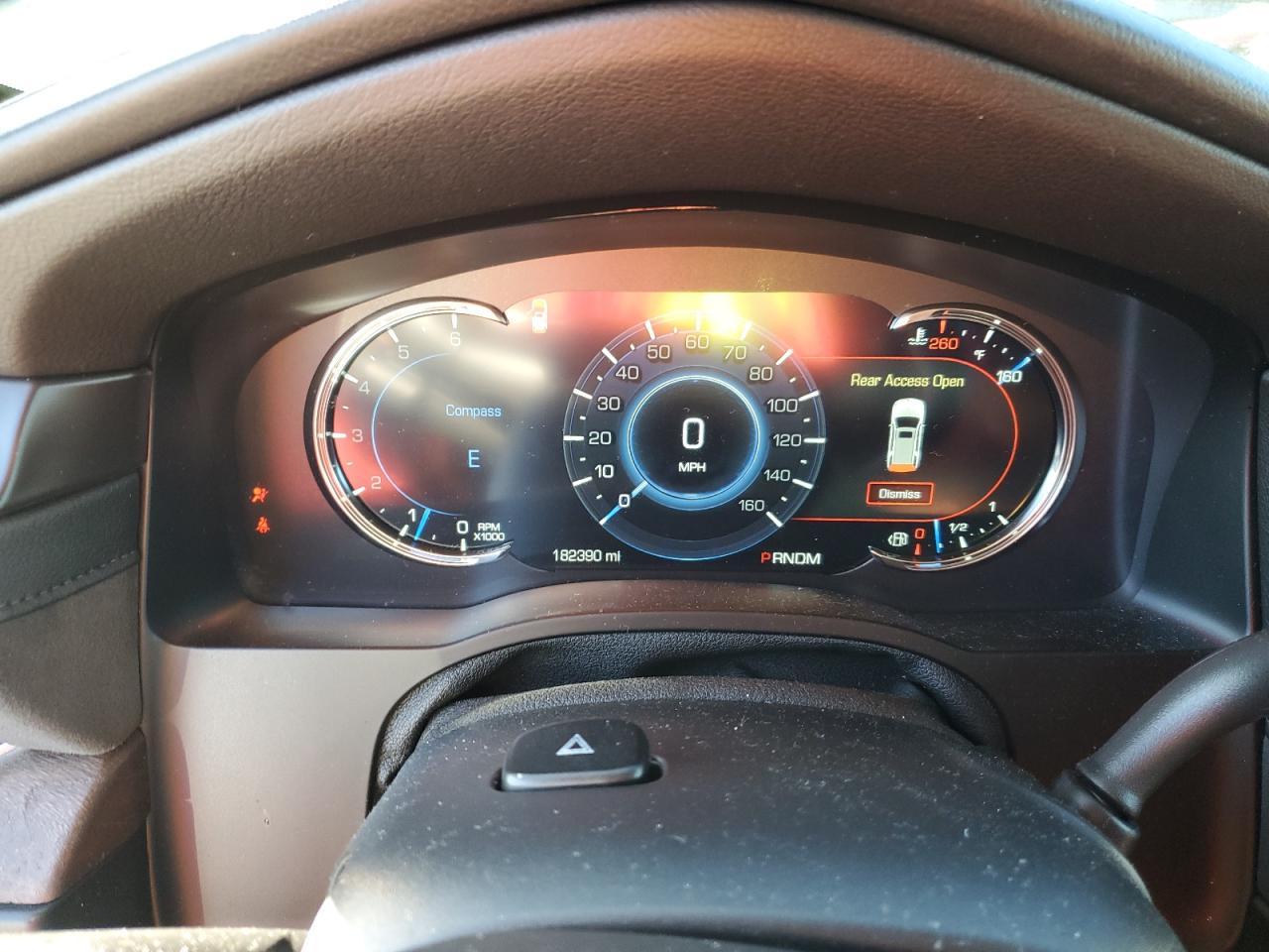 Cadillac Escalade Premium Image 5