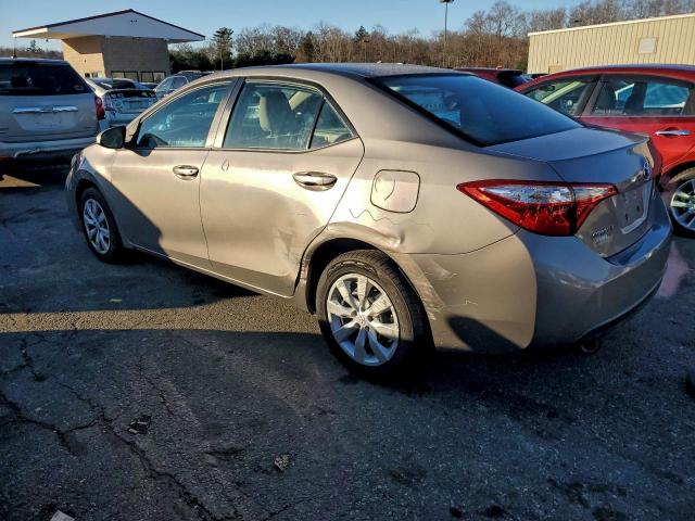 Toyota Corolla L Image 3