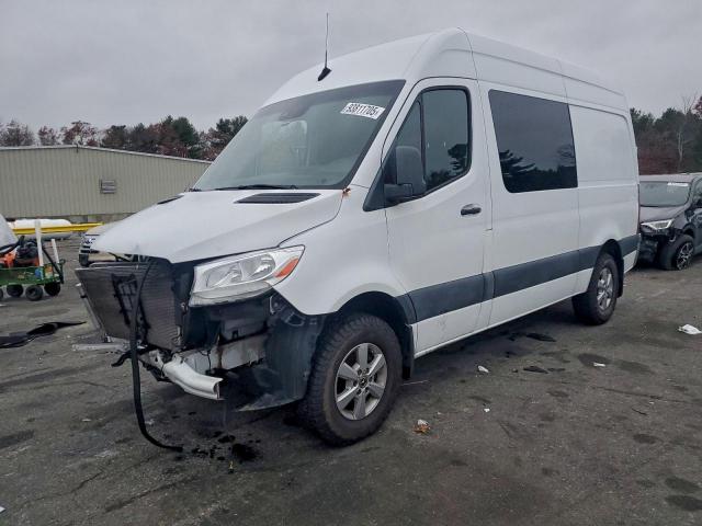  Salvage Mercedes-Benz Sprinter