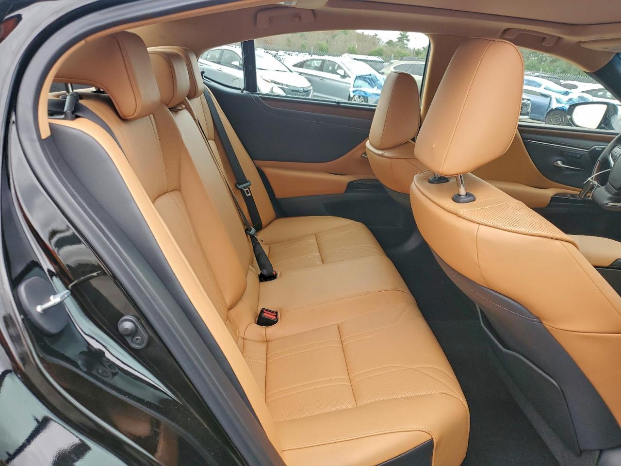 Lexus Es 350 Base Image 9