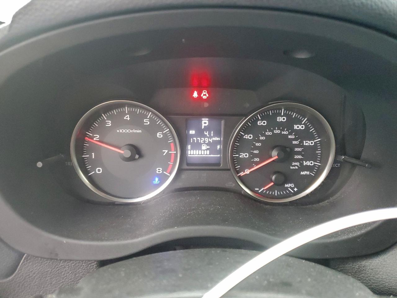 Subaru Xv 2.0 Limited Image 10