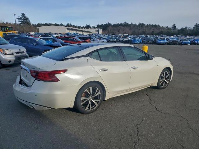 Nissan Maxima 3.5s Image 4