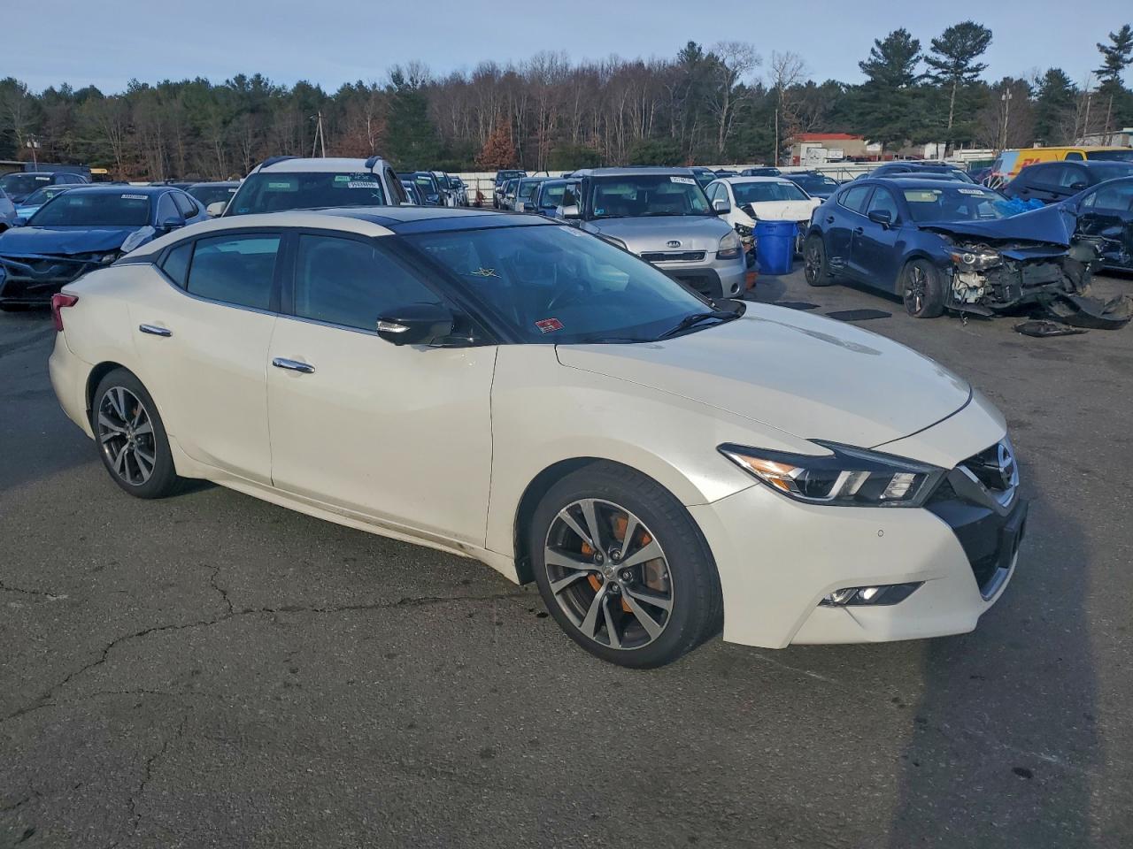 Nissan Maxima 3.5s Image 3