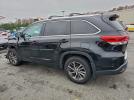 Toyota Highlander Se Image 10