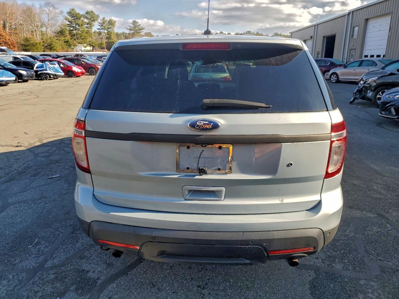 Ford Explorer Police Interceptor Image 6