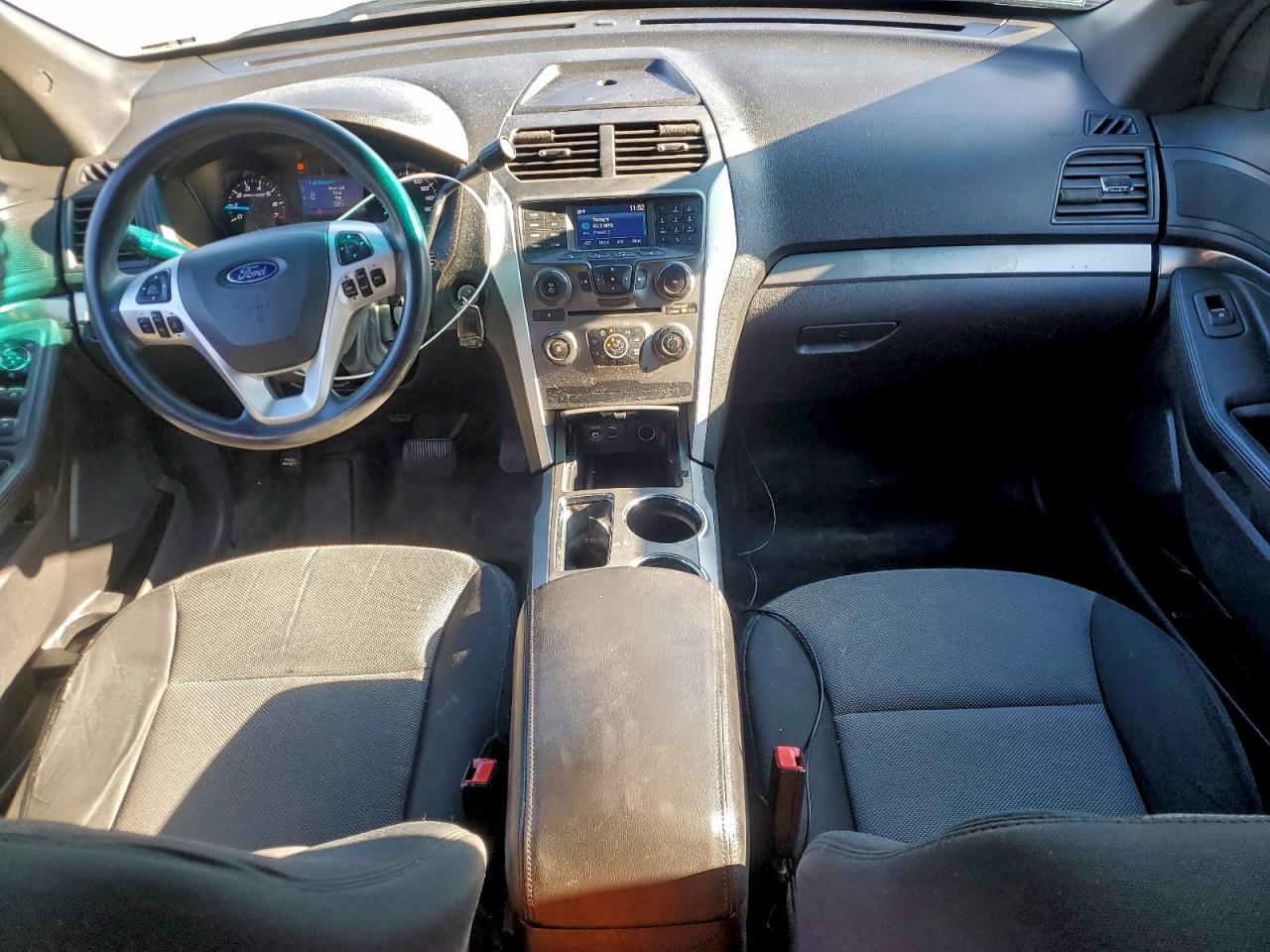 Ford Explorer Police Interceptor Image 11