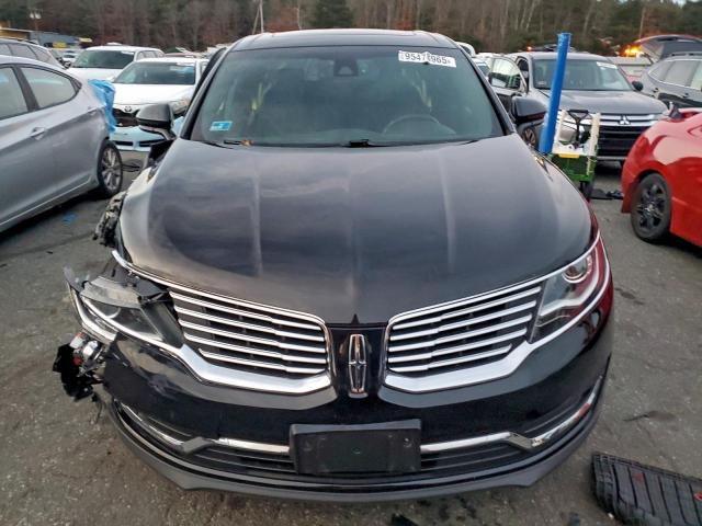Lincoln MKX Reserve Image 3