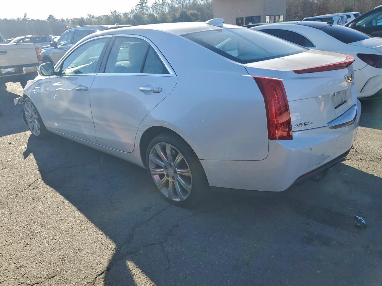 Cadillac ATS Luxury Image 2