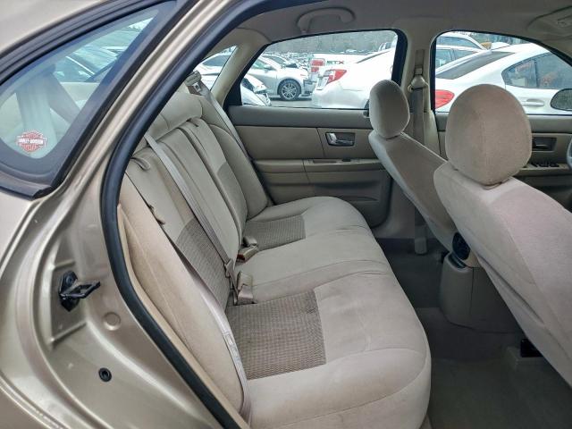 Ford Taurus Se Image 4