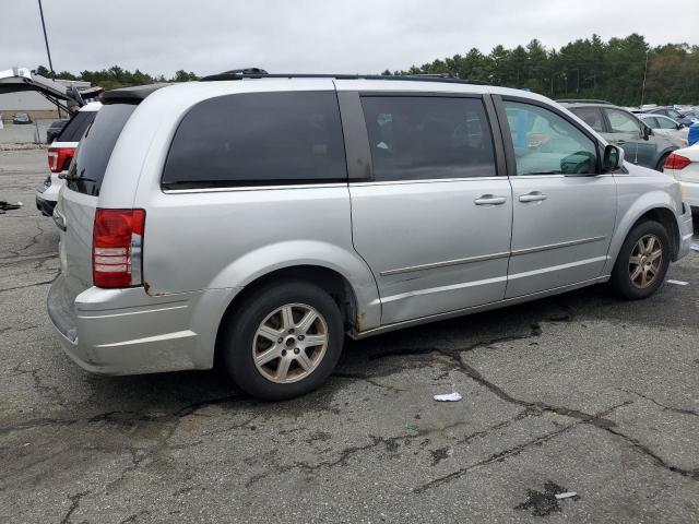 Chrysler Minivan Touring Image 11