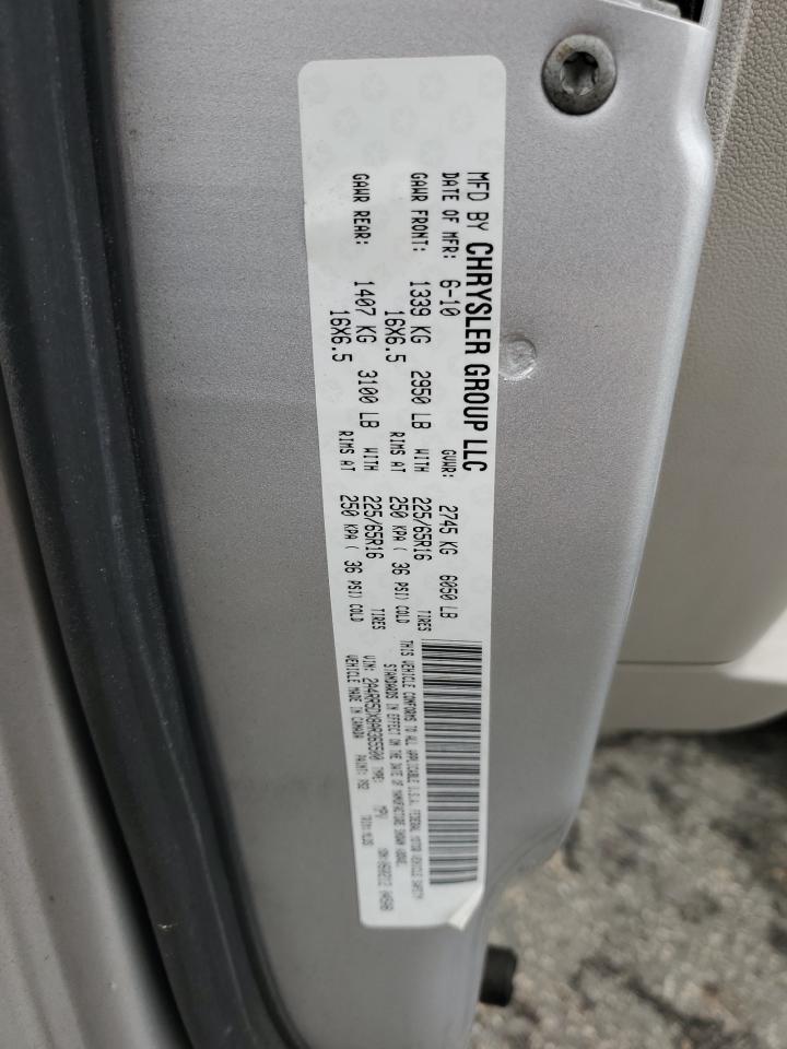 Chrysler Minivan Touring Image 10