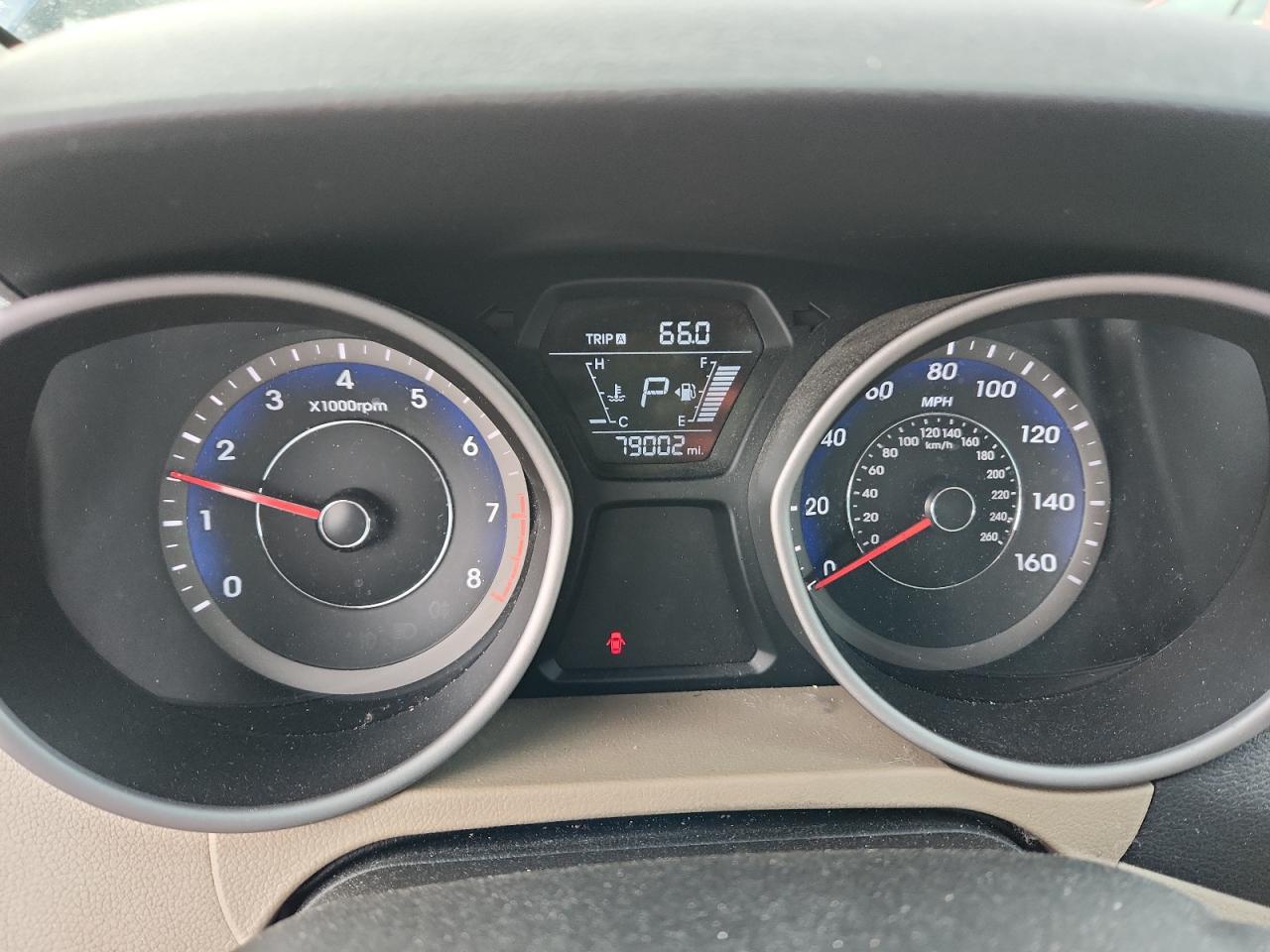 Hyundai ELANTRA Se Image 5