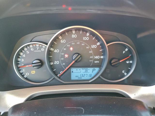 Toyota RAV4 Le Image 10