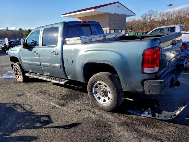 GMC Sierra K2500 Denali Image 2