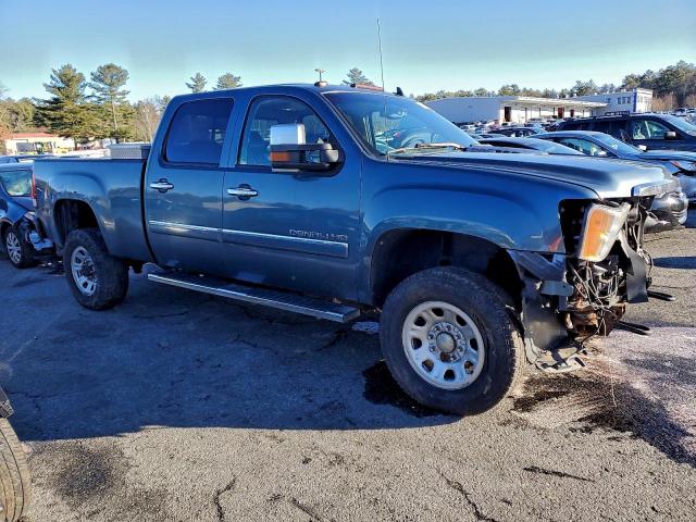 GMC Sierra K2500 Denali Image 10