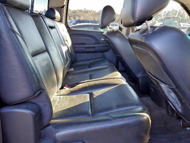 GMC Sierra K2500 Denali Image 6