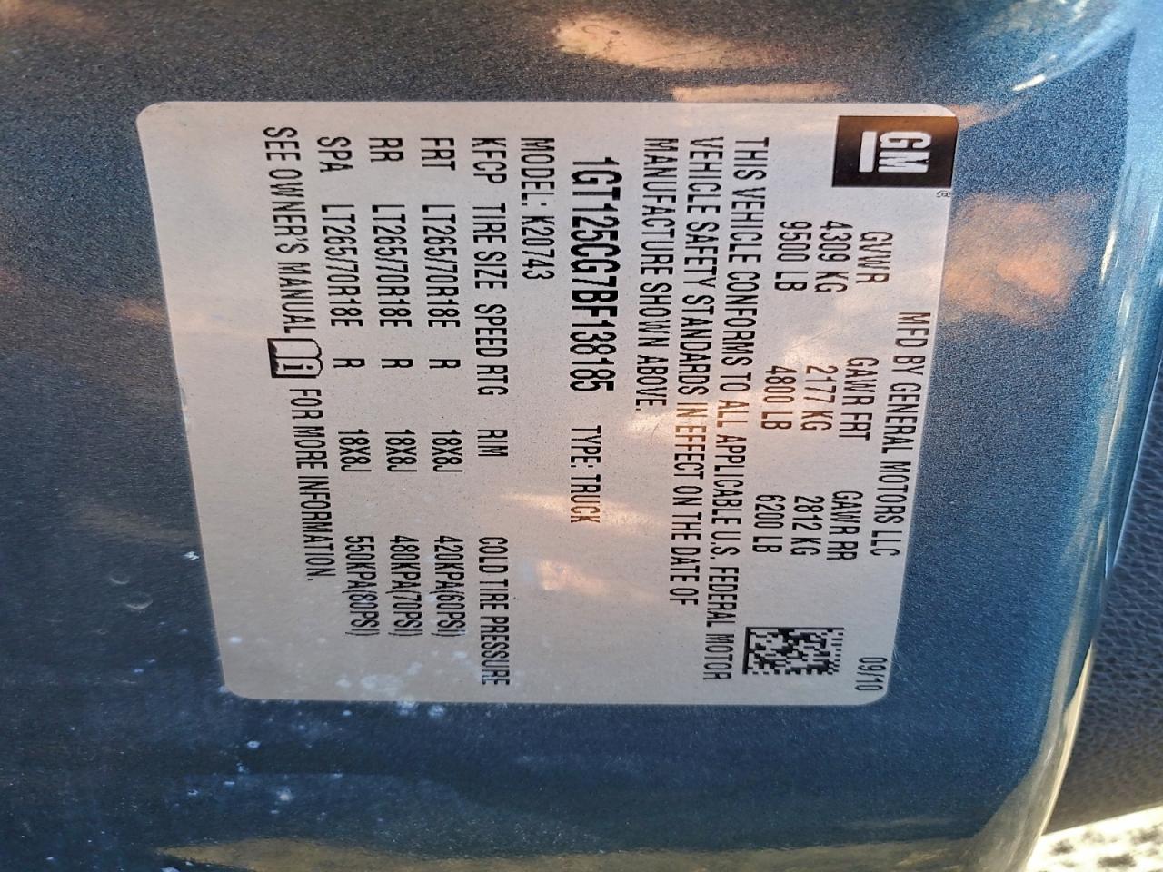 GMC Sierra K2500 Denali Image 11