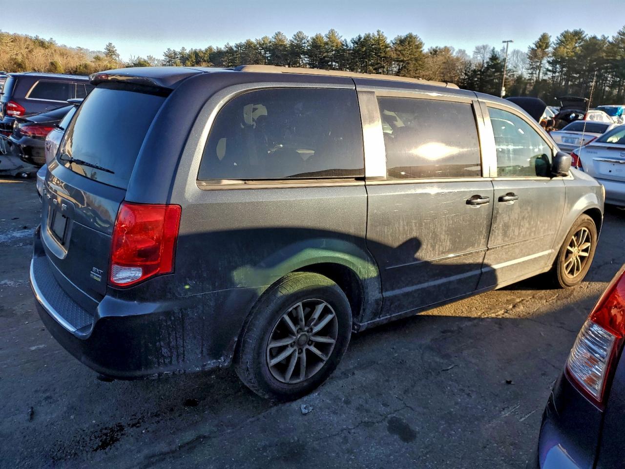 Dodge Caravan Sxt Image 11