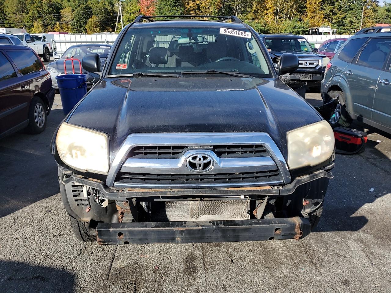 Toyota 4Runner Sr5 Image 4