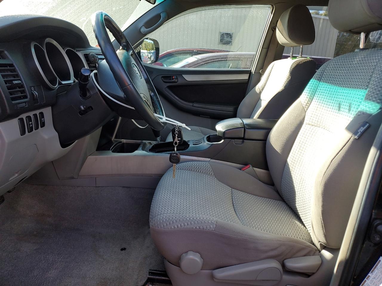 Toyota 4Runner Sr5 Image 7