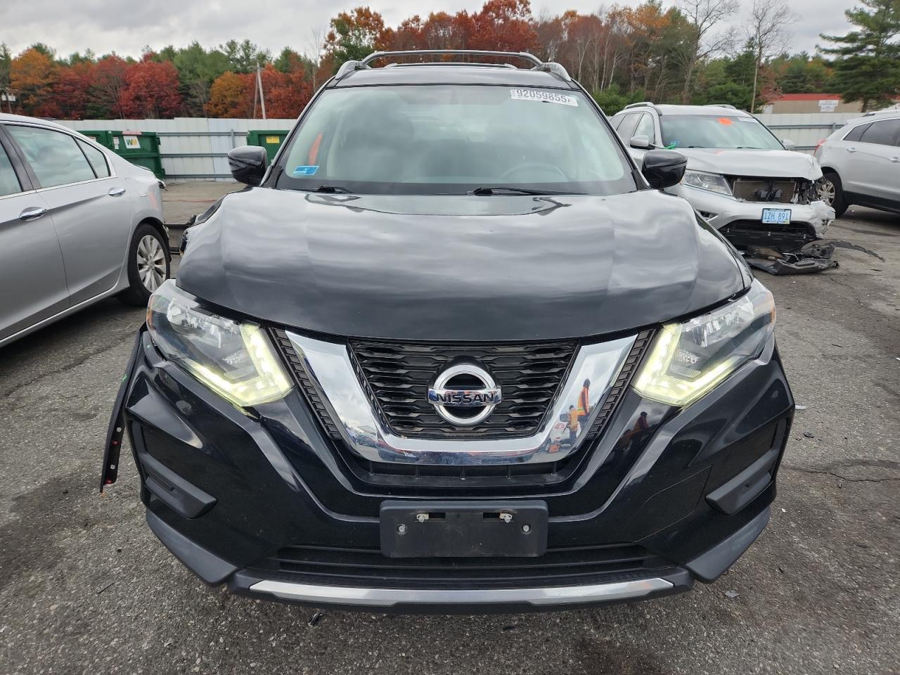 Nissan Rogue Sv Image 2