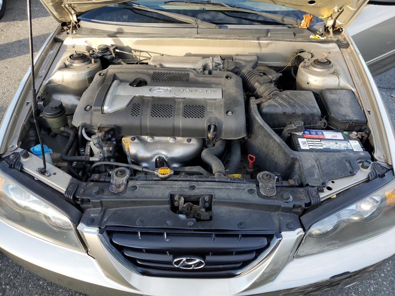 Hyundai ELANTRA Gls Image 9