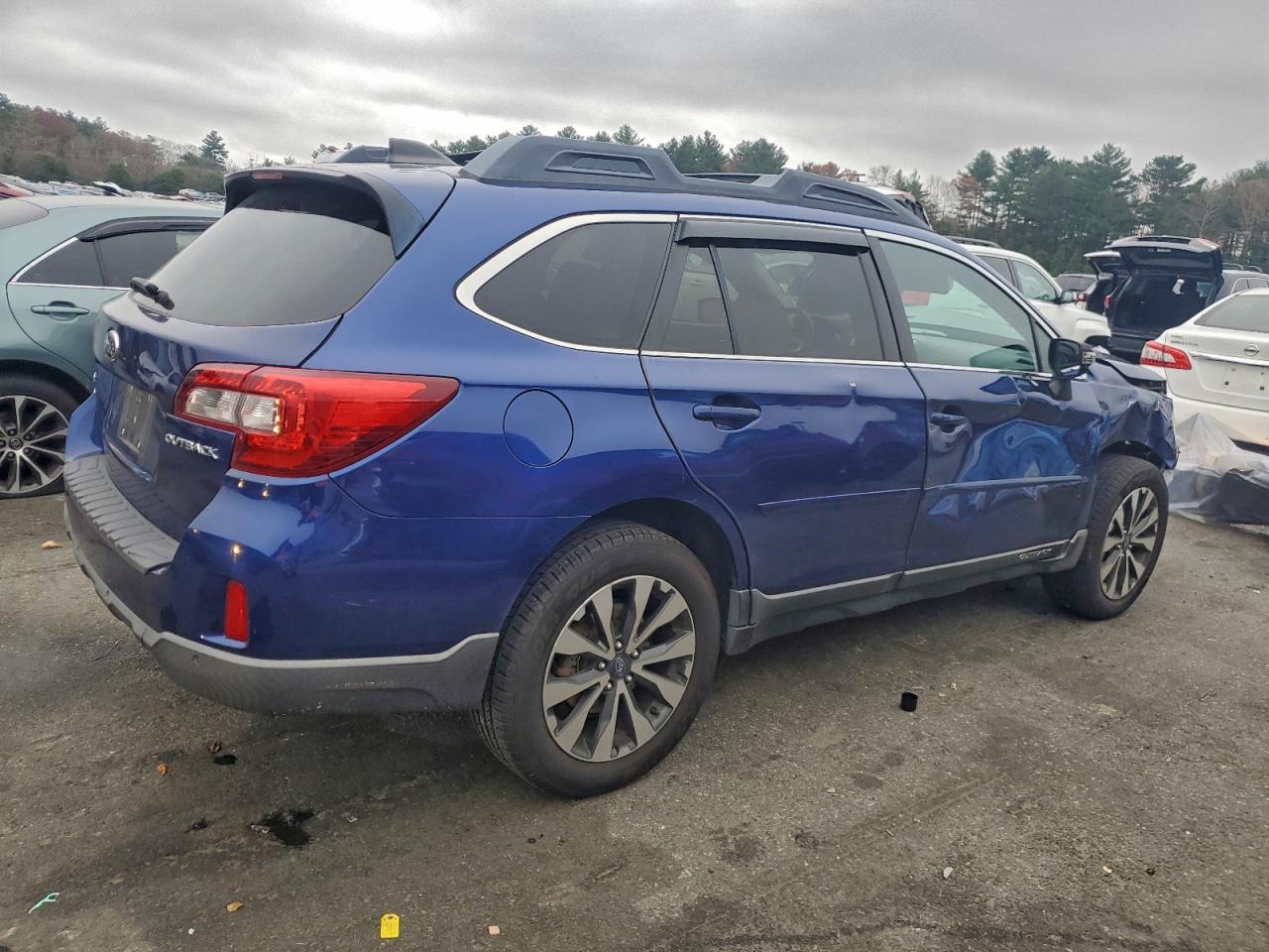 Subaru Outback 2.5i Limited Image 4