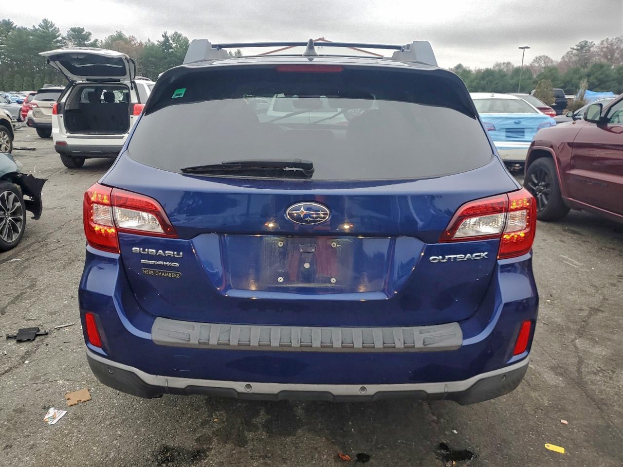 Subaru Outback 2.5i Limited Image 5