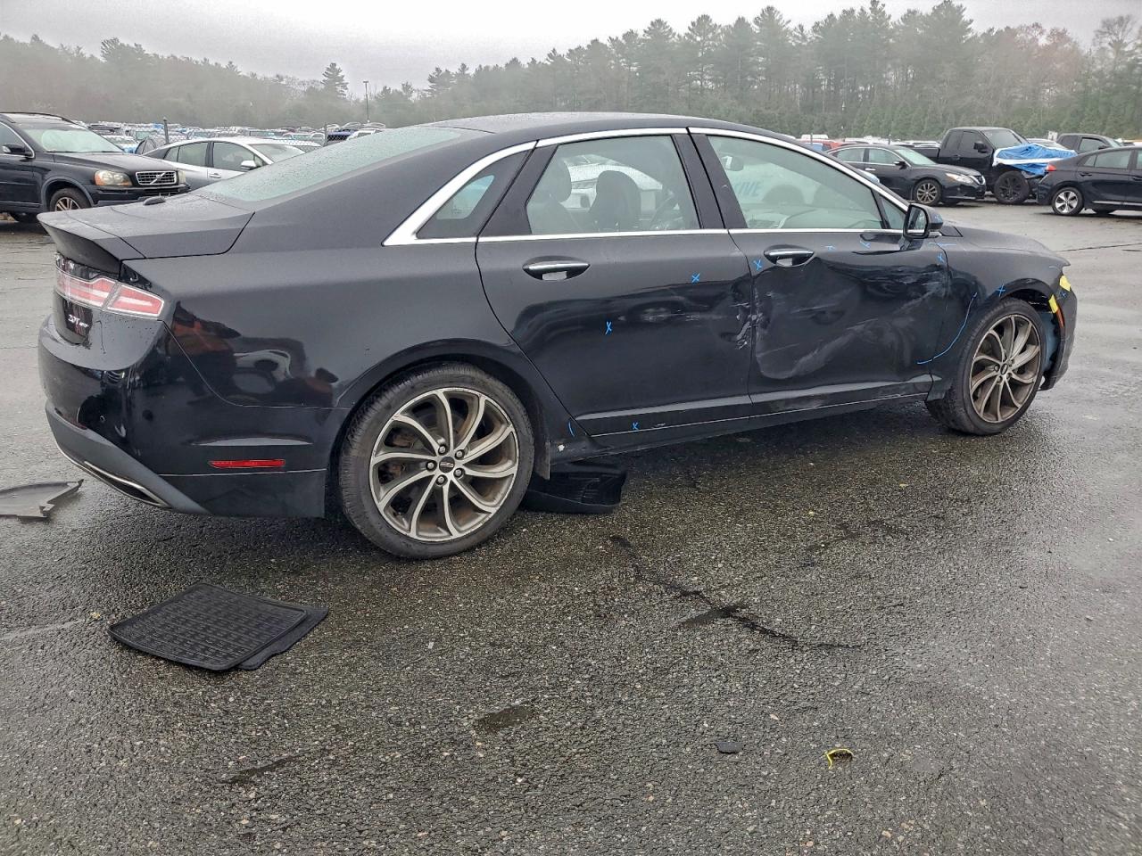 Lincoln MKZ Reserve Image 2