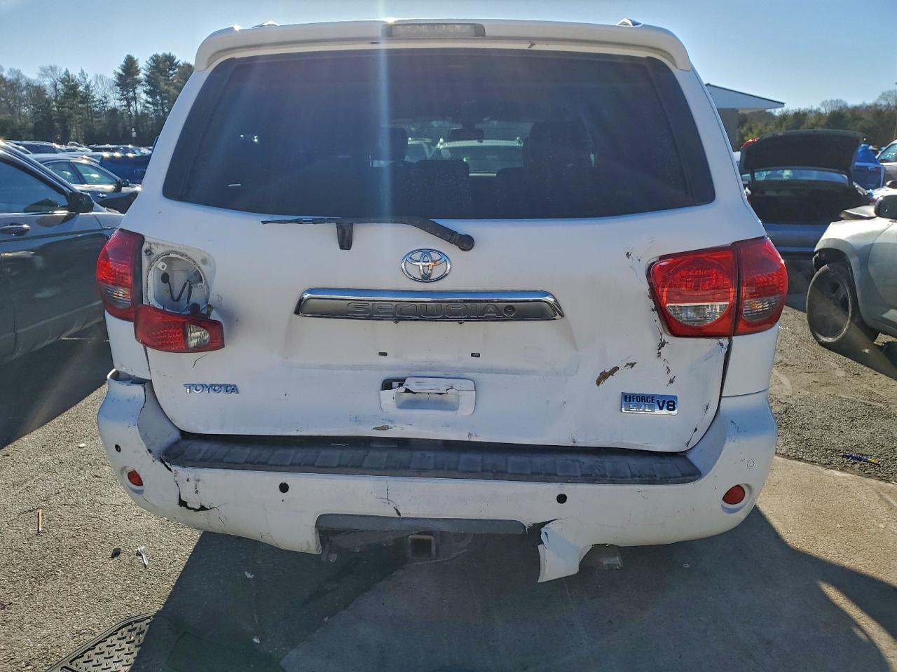 Toyota Sequoia Limited Image 7