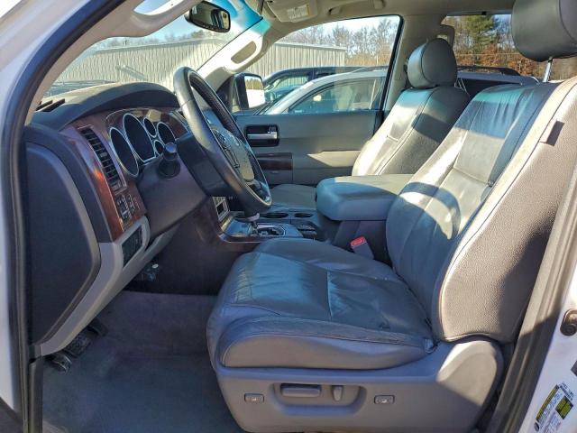 Toyota Sequoia Limited Image 8