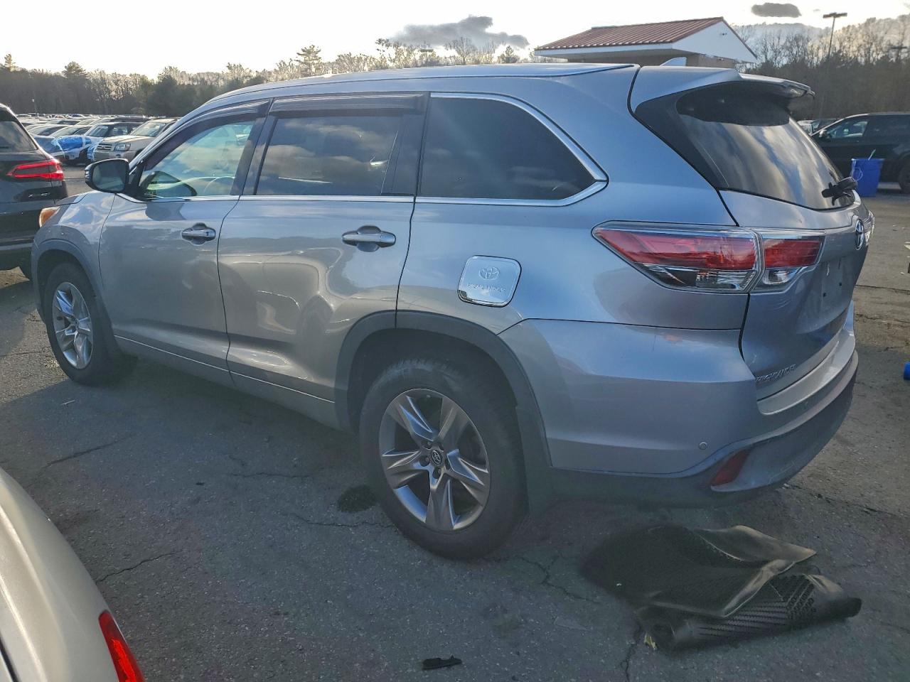 Toyota Highlander Limited Image 12