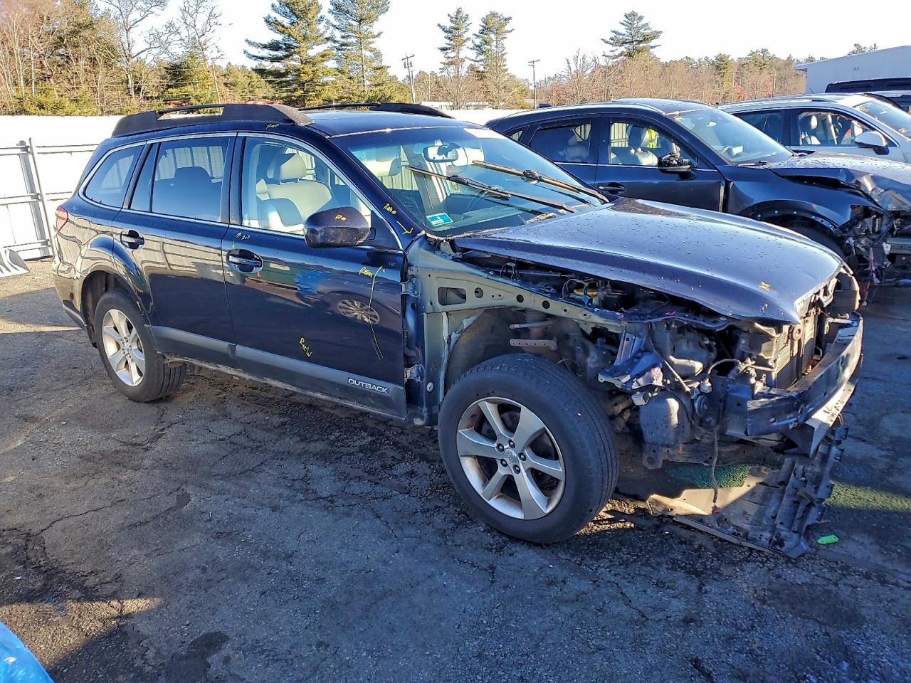 Subaru Outback 2.5i Limited Image 11