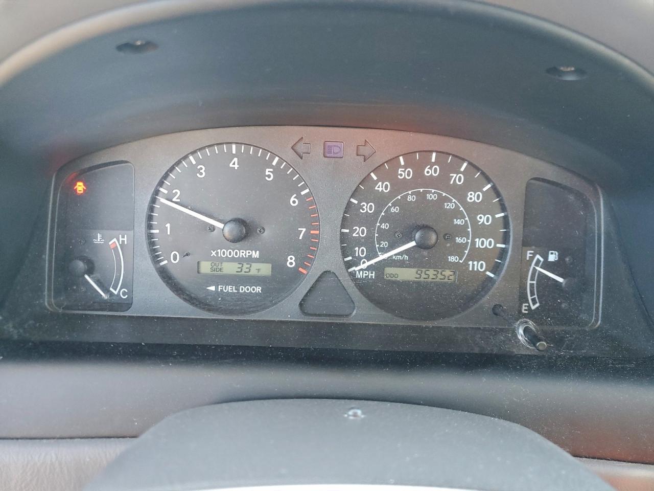 Toyota Corolla Ce Image 8