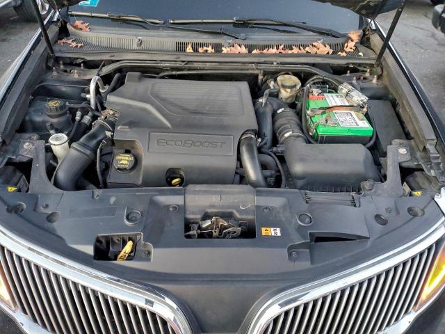 Lincoln MKS Image 10