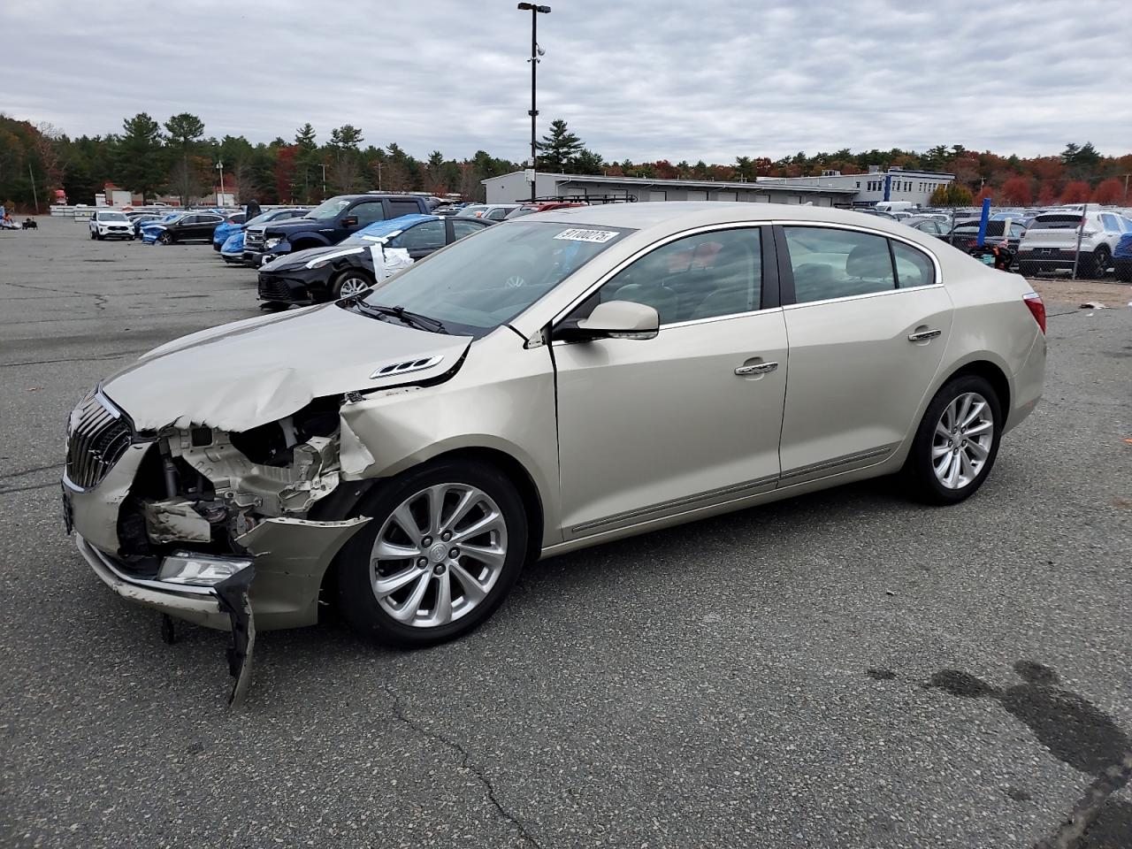 Buick LaCrosse Image 1
