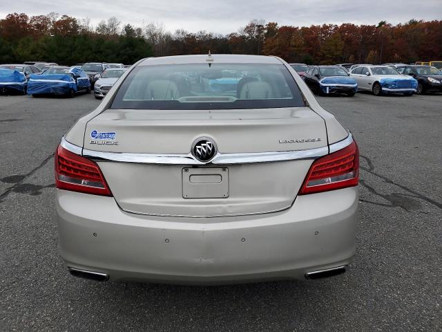 Buick LaCrosse Image 11