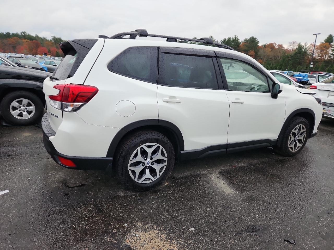 Subaru Forester Premium Image 11