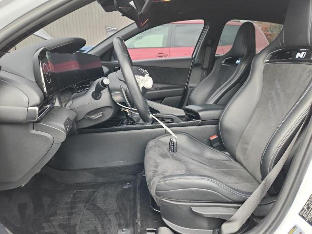 Hyundai ELANTRA Image 5