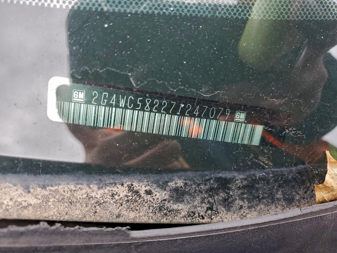 Buick LaCrosse Cx Image 12