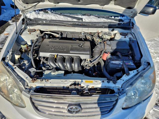 Toyota Corolla Ce Image 11