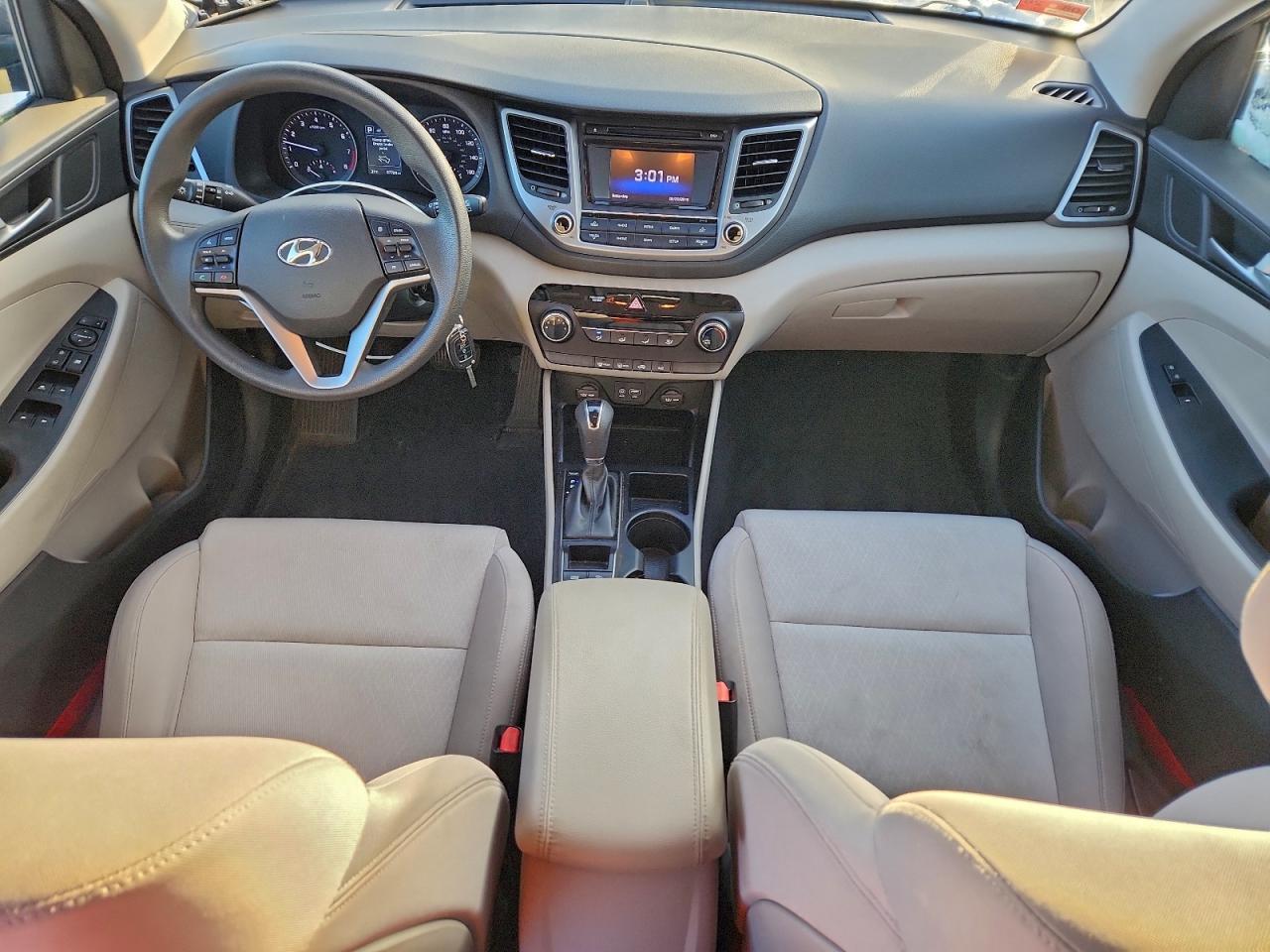 Hyundai TUCSON Limited Image 3