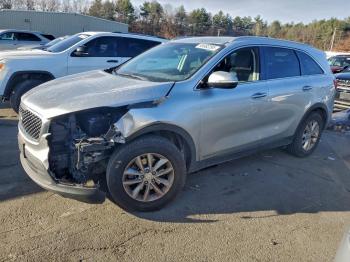  Salvage Kia Sorento