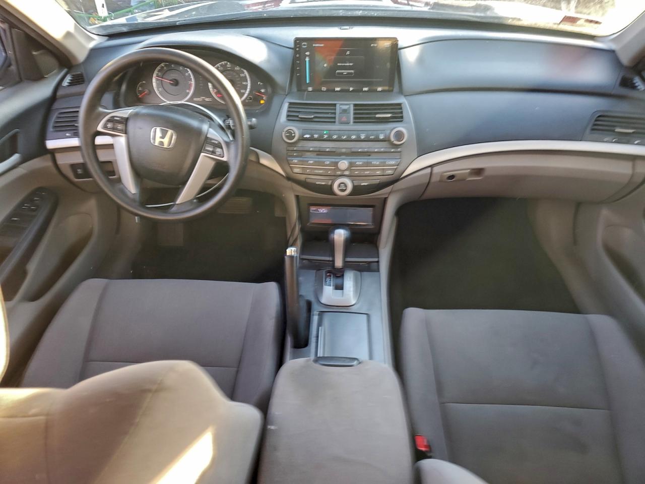 Honda Accord Lx Image 10