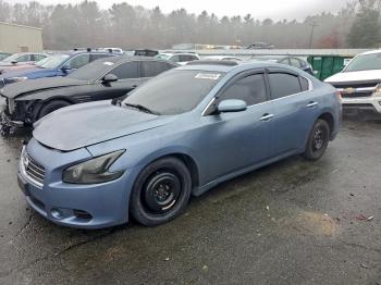  Salvage Nissan Maxima