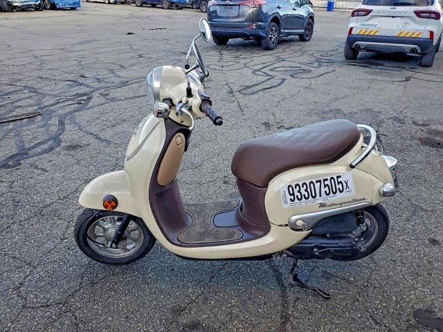 Honda Chf50 Image 4